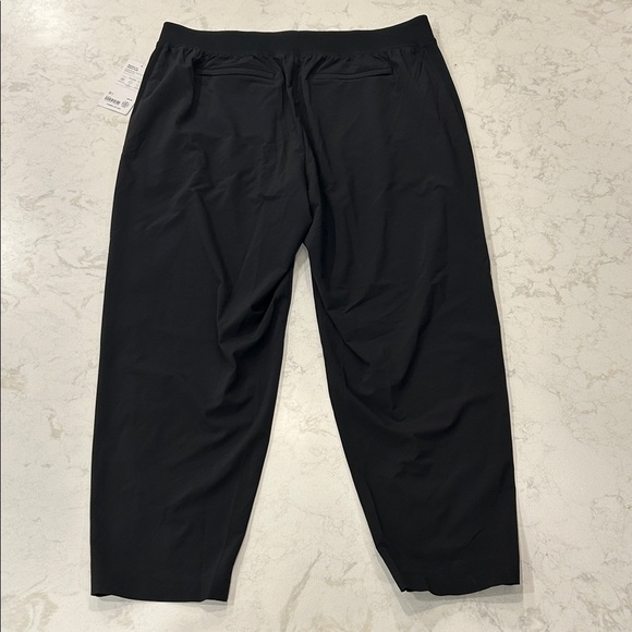 Athleta Brooklyn Mid Rise Ankle Pant in Black Plus Size 18 NWT - Picture 9 of 16